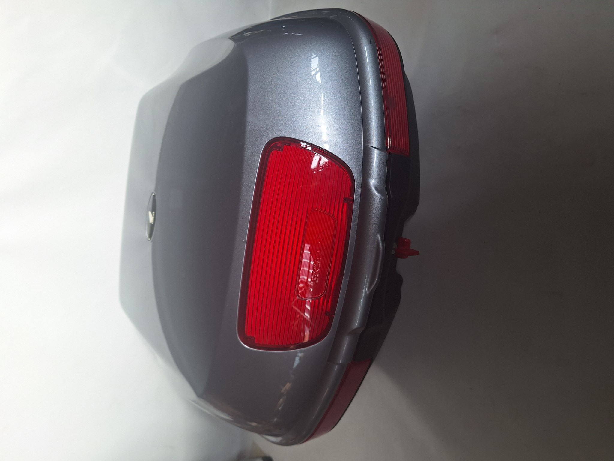 Picture of 45L TOP BOX QUASAR S  08L55-MCW-880A  VFR8002A2